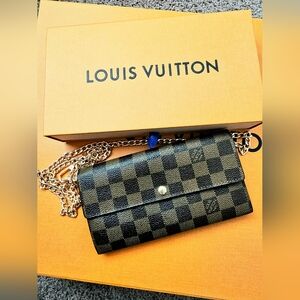 Louis Vuitton Damier Ebene Sarah Wallet